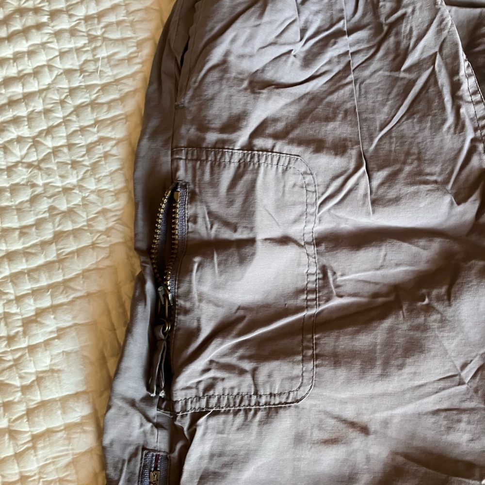 Shorts - Picture 3 of 4